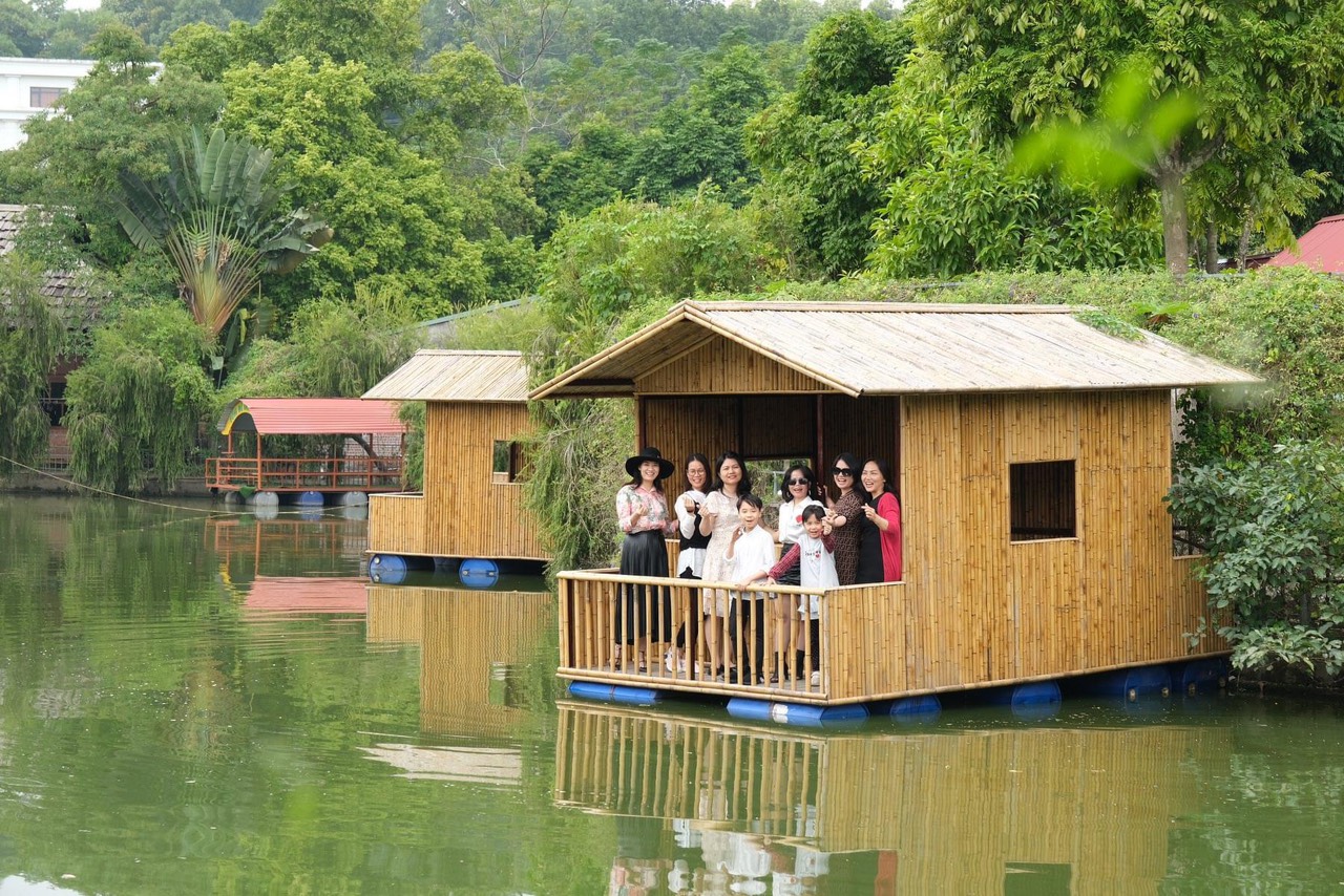 Làng Mô Retreat